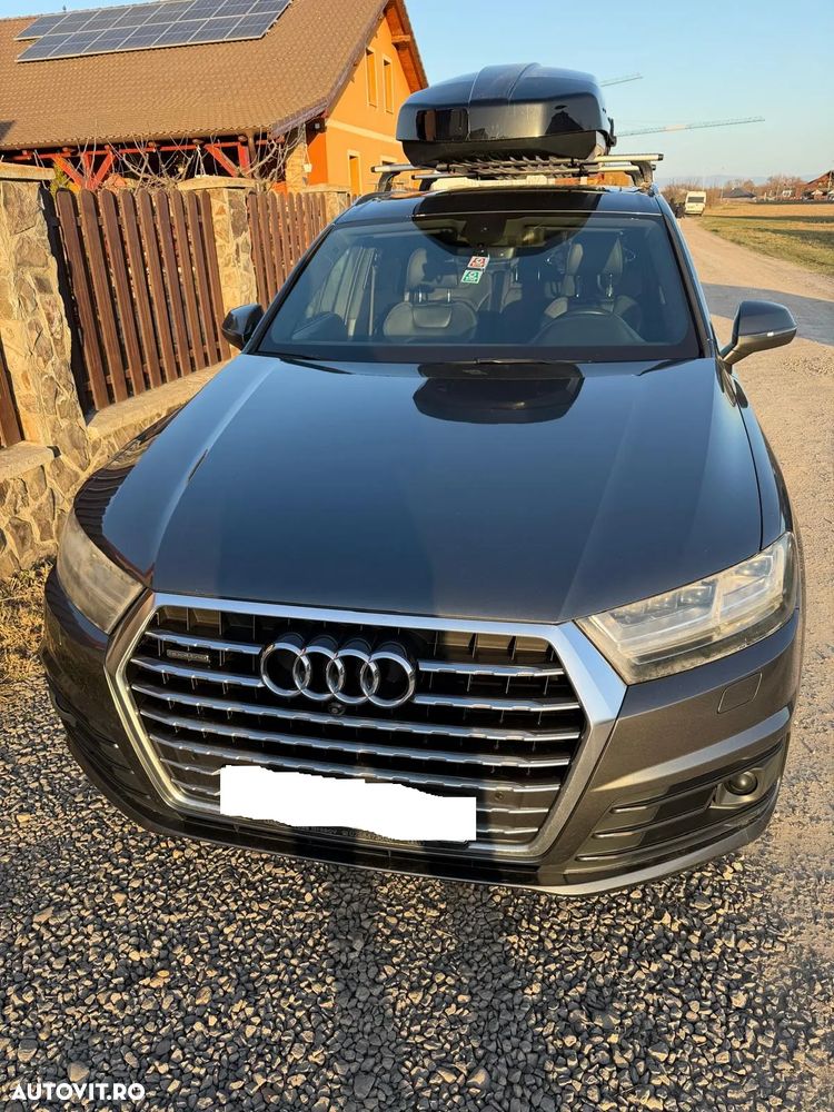 Audi Q7 - 1