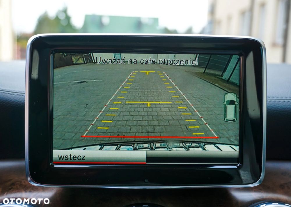 Mercedes-Benz GLA 200 Activity Edition - 27