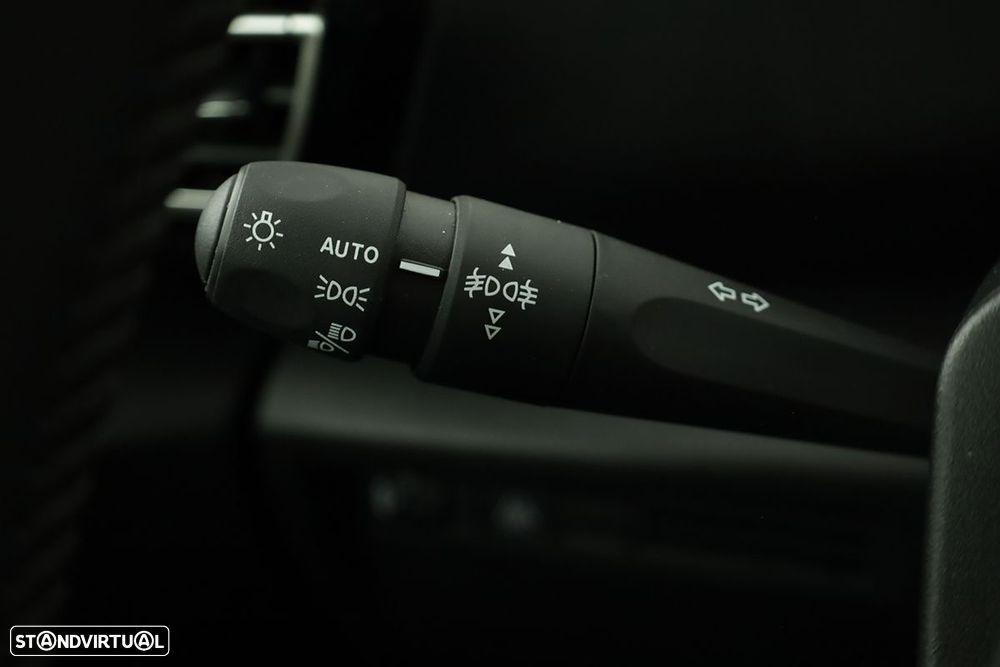 Citroën C4 1.2 PureTech Plus EAT8 - 19