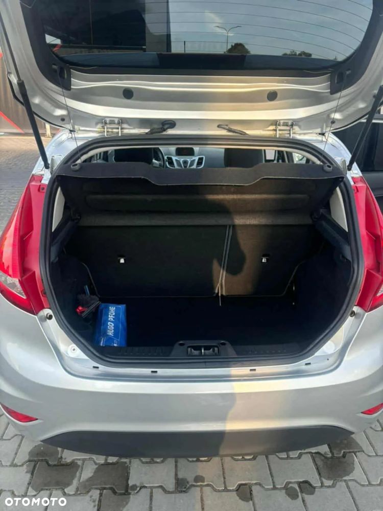 Ford Fiesta 1.25 Ambiente - 10