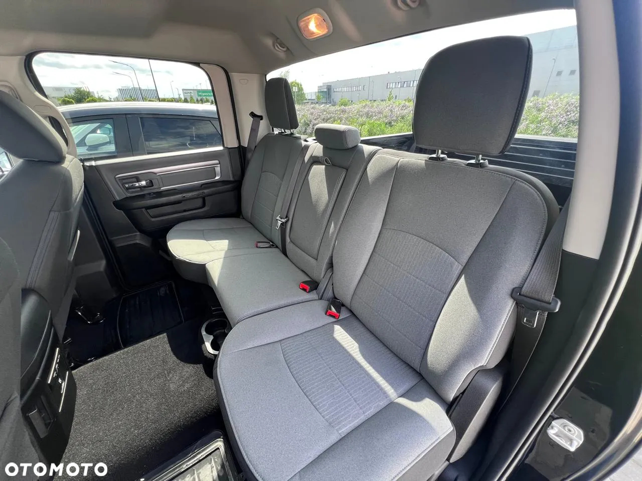 RAM 1500 5.7 Crew Cab Bighorn - 15