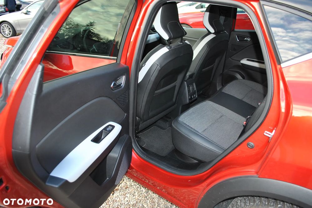 Renault Captur 1.3 TCe Intens EDC - 10