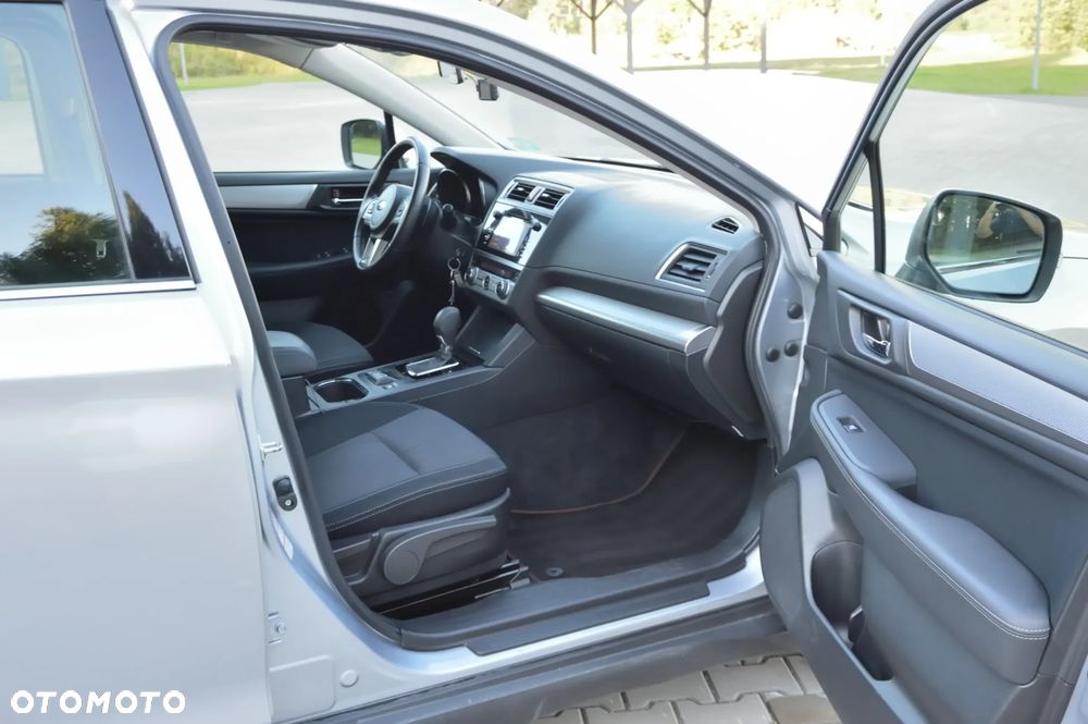 Subaru Outback 2.0D Active Lineartronic - 14