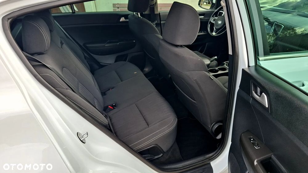 Kia Sportage 1.6 GDI 2WD SPIRIT - 27
