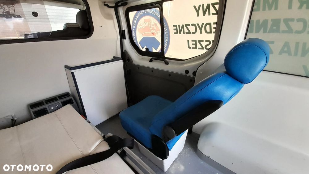 RENAULT TRAFIC II ŁÓŻKO MEDYCZNE NOSZE KARETKA AMBULANS nr. 93/3 - 5