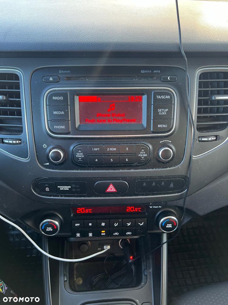 Kia Carens 1.6 GDI M EU6 - 22