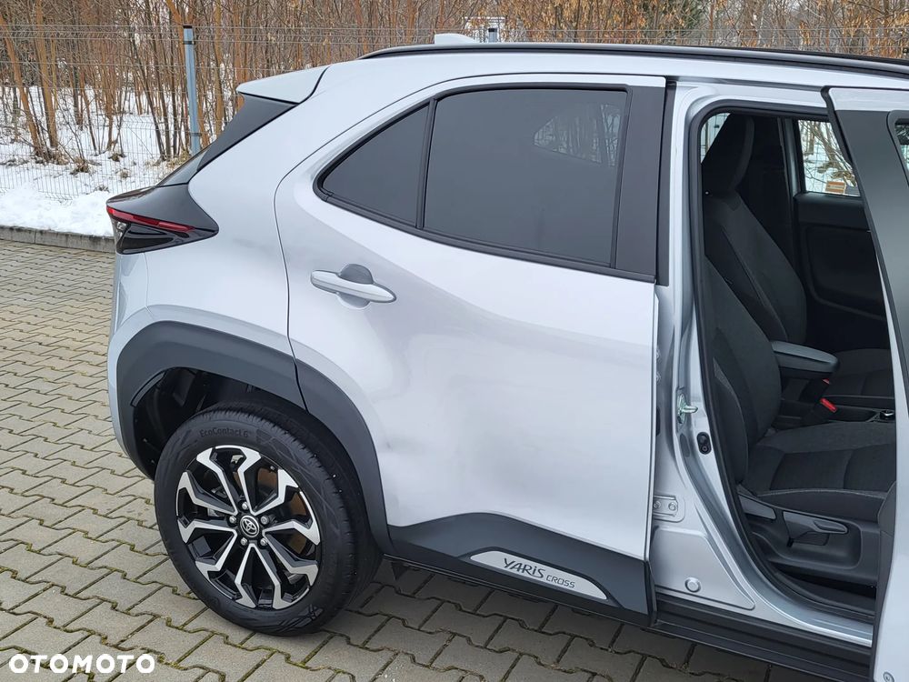 Toyota Yaris Cross Hybrid 1.5 Style AWD - 10