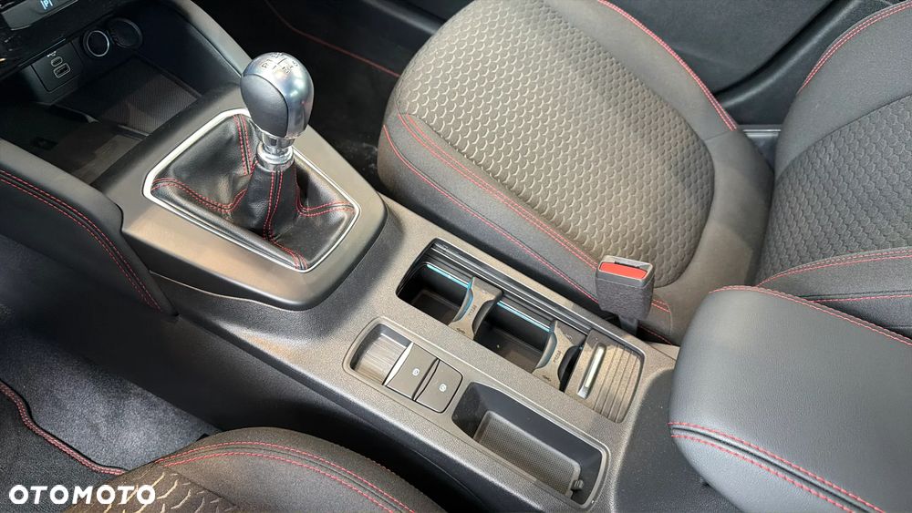 Ford Kuga 1.5 EcoBoost FWD ST-Line - 8