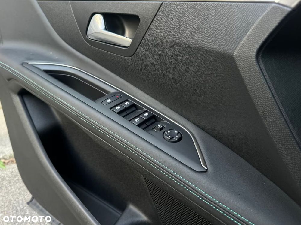 Peugeot 3008 BlueHDi 130 Stop & Start EAT8 Allure - 22