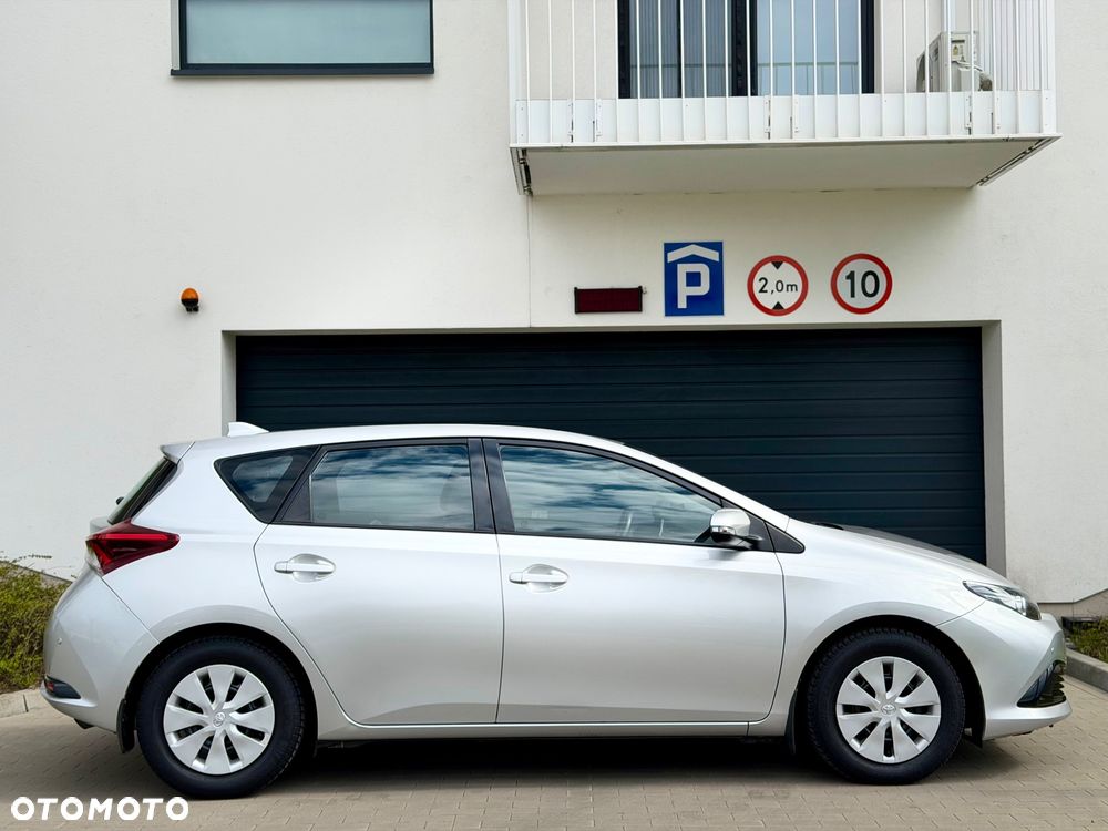 Toyota Auris 1.33 VVT-i Comfort - 13