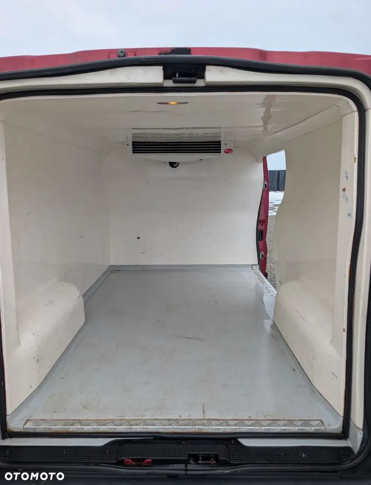 Renault Trafic - 11