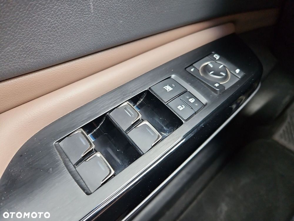Lexus ES 300h F Sport Design - 19