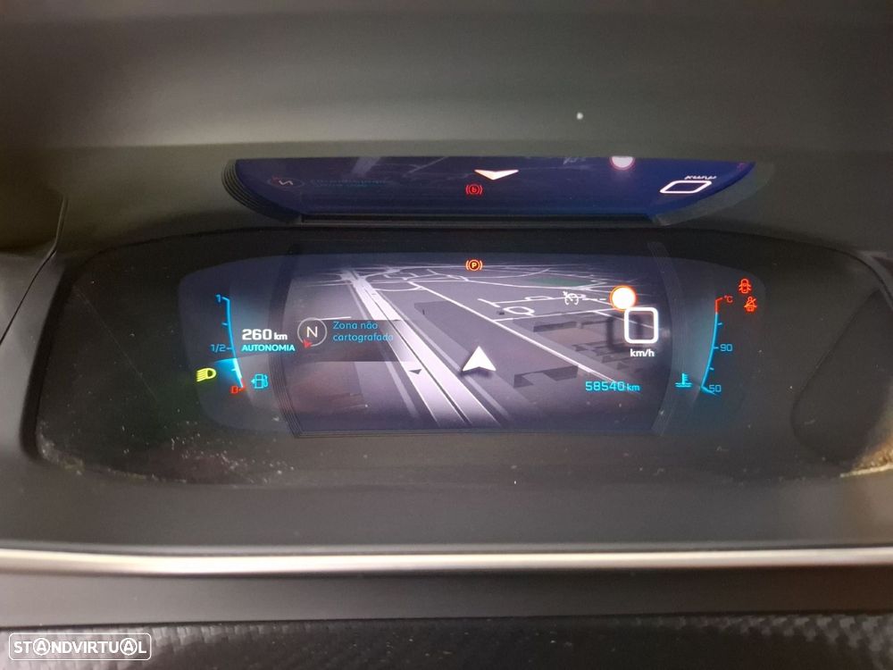 Peugeot 2008 1.2 PureTech Allure Pack - 18