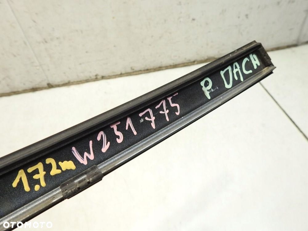 LISTWA DACHOWA DACHU PRAWA 775 MERCEDES R W251 . - 2