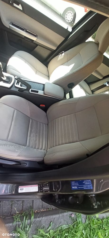 Volvo S40 2.0D - 13
