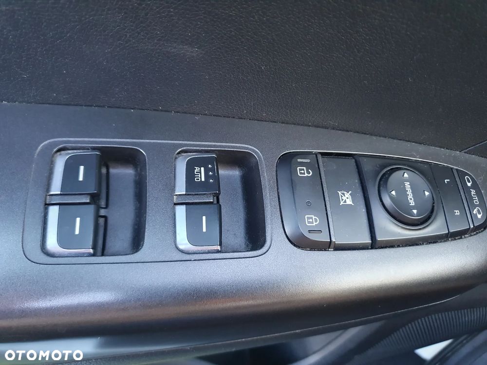 Kia Sportage 1.6 GDI L 2WD - 20