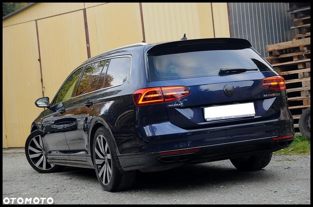 Volkswagen Passat - 20