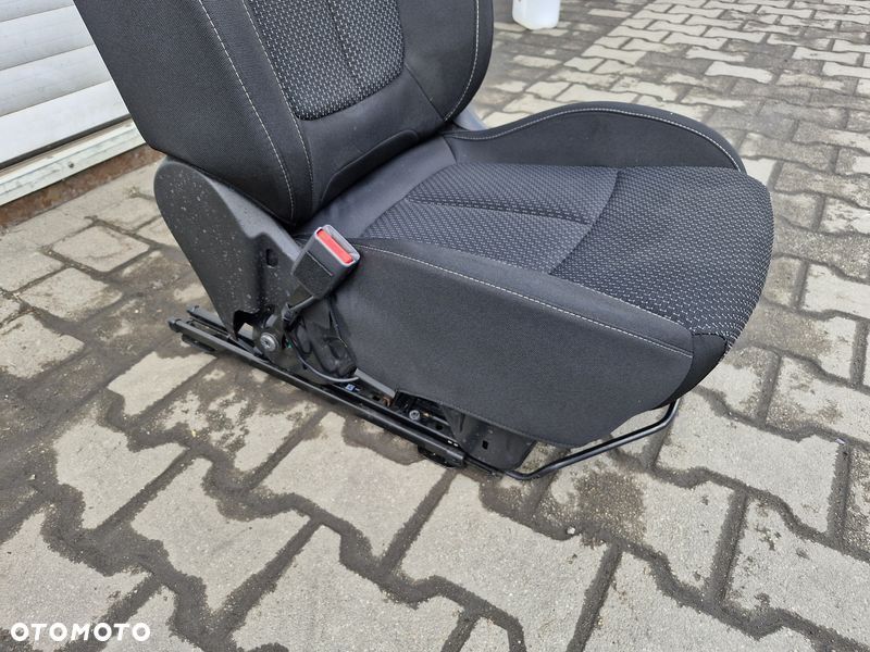 RENAULT KADJAR FOTEL KIEROWCY LEWY PRZÓD PRZEDNI UK - 7