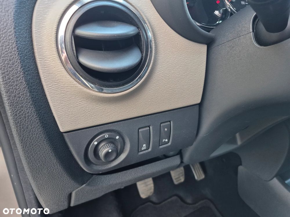 Dacia Lodgy 1.2 TCe Prestige - 17