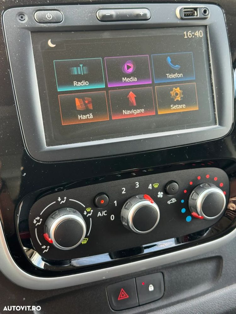 Renault Trafic GRAND CONFORT 1.6 dci 95 CP - 24