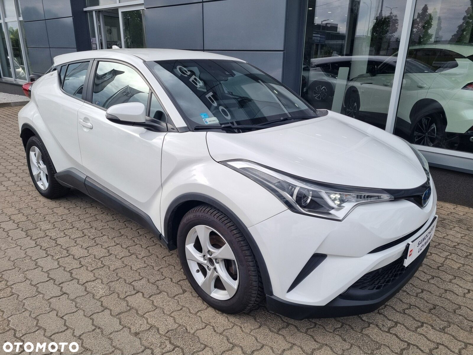 Toyota C-HR - 8