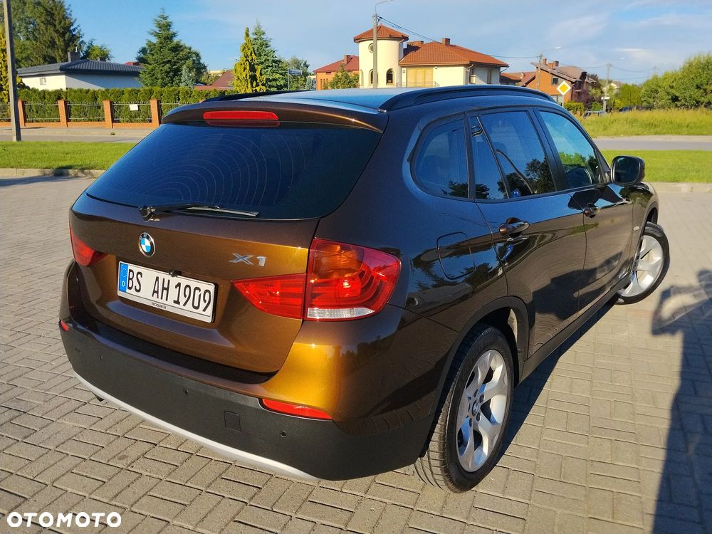 BMW X1 sDrive18i xLine - 12