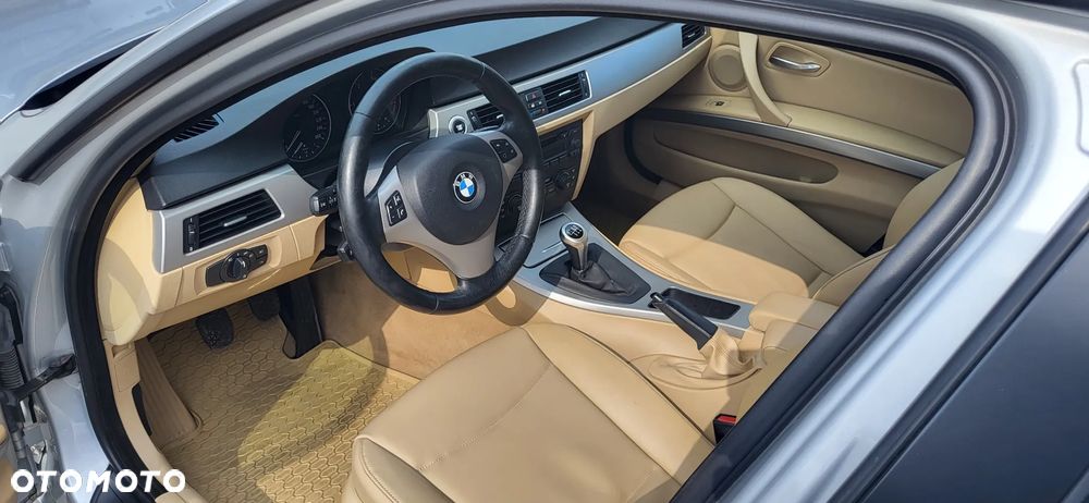 BMW Seria 3 - 13