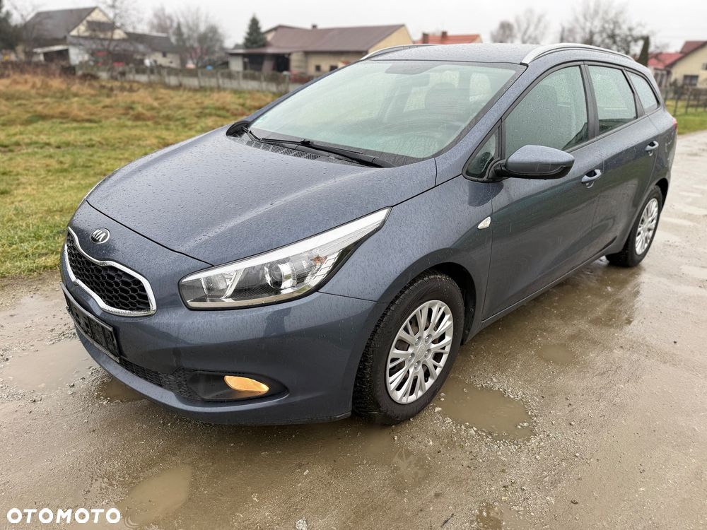 Kia Ceed 1.6 CRDi 128 Dream Team Edition - 7