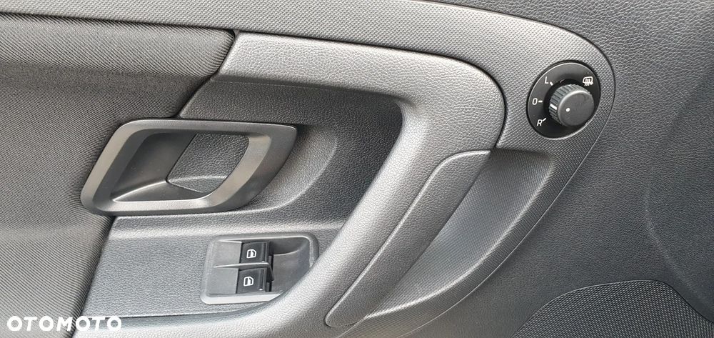 Skoda Fabia 1.2 TSI Ambiente - 23