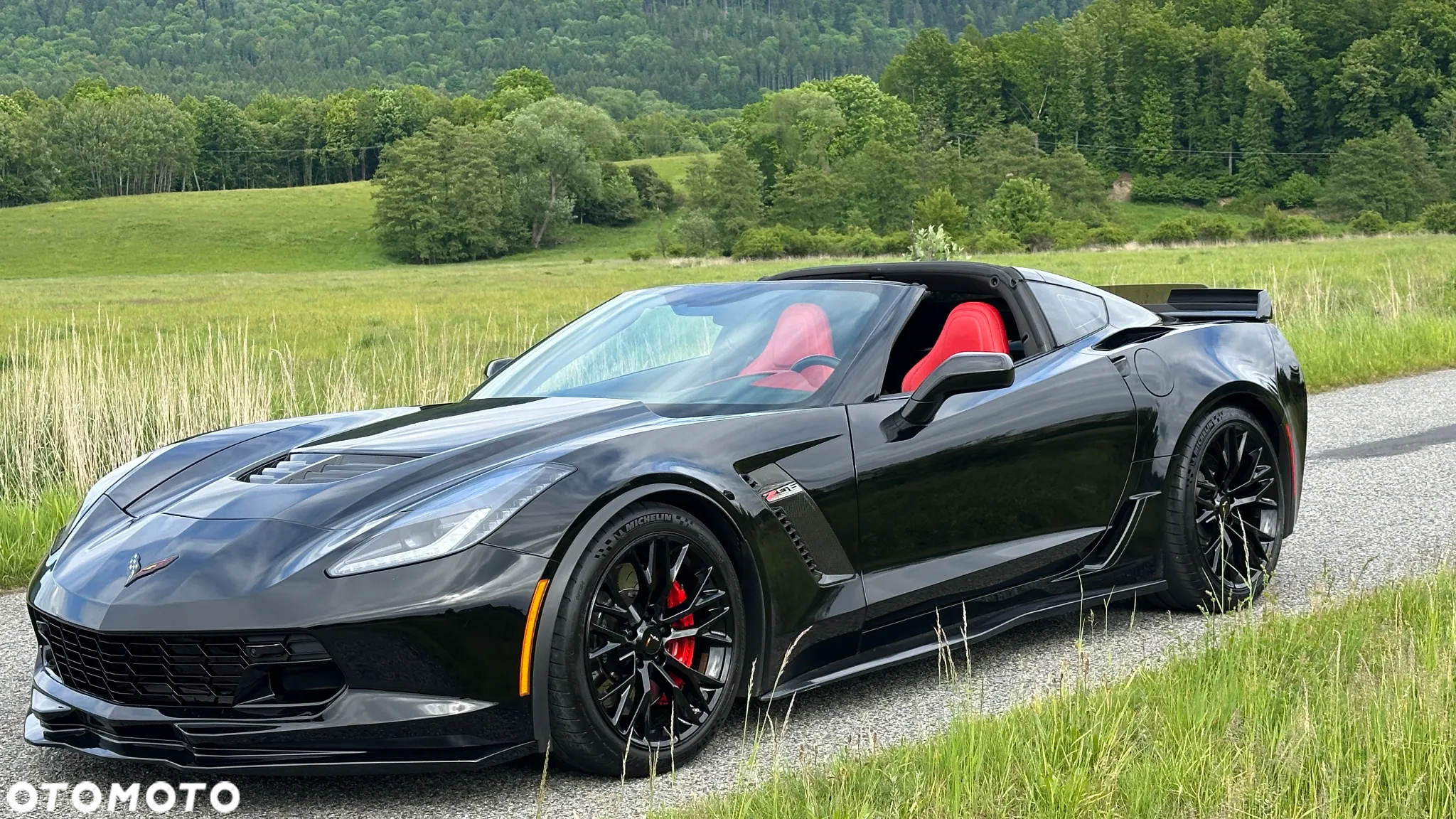 Chevrolet Corvette - 10