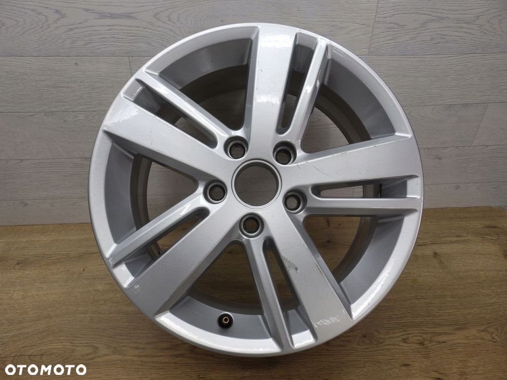 Felga VW Golf VI 5K0 6.5Jx16H2 Et50 5x112 - 1