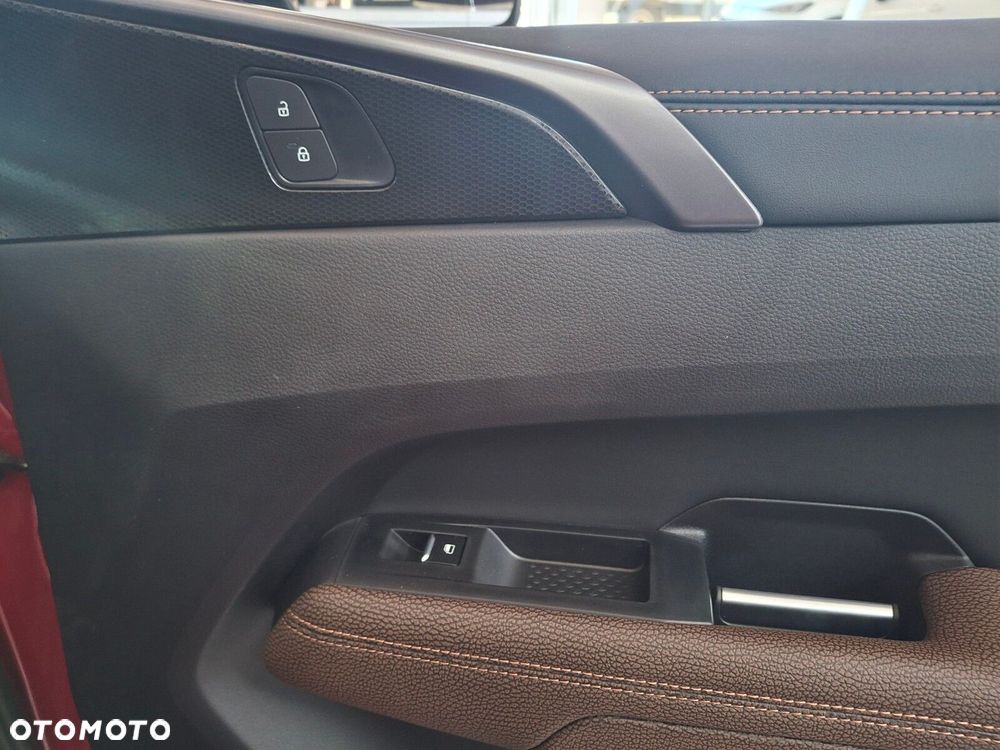 Volkswagen Amarok - 21