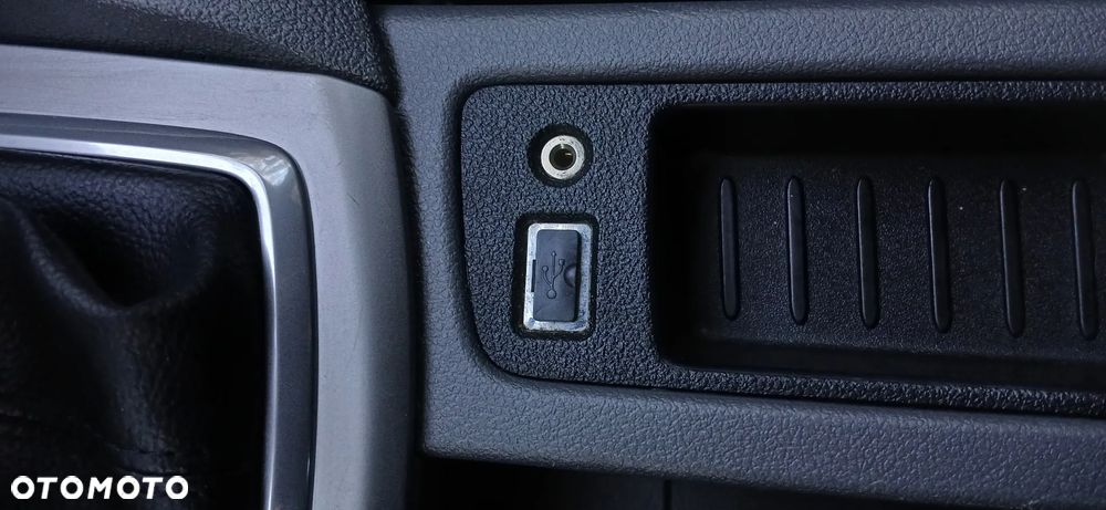 Ford Focus ver-1-6-platinium-x - 27