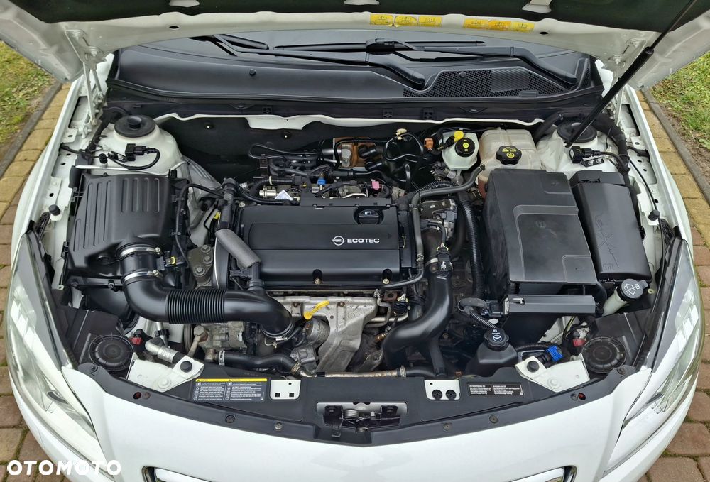 Opel Insignia 1.6 Turbo Sport - 32