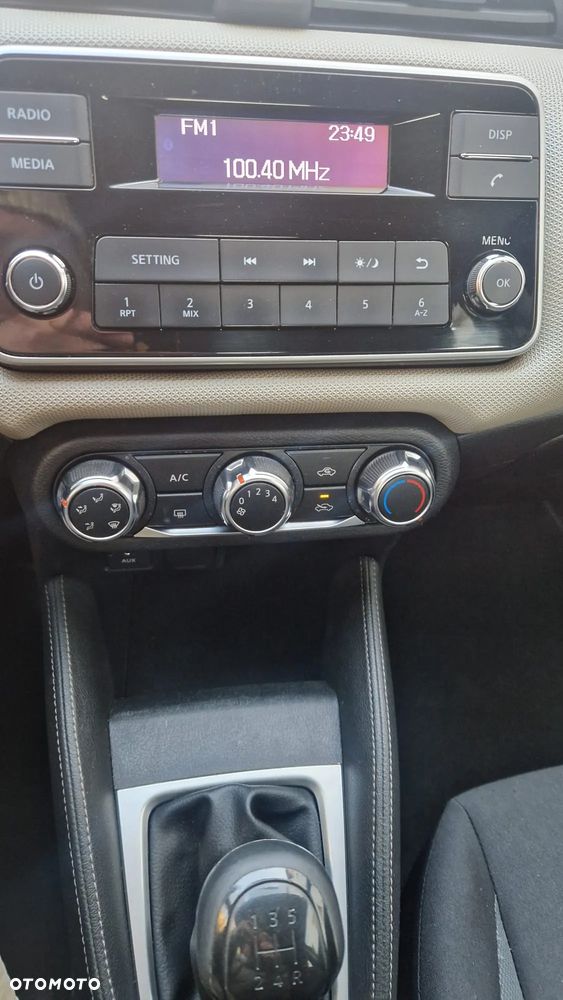 Nissan Micra 1.0 Visia - 2