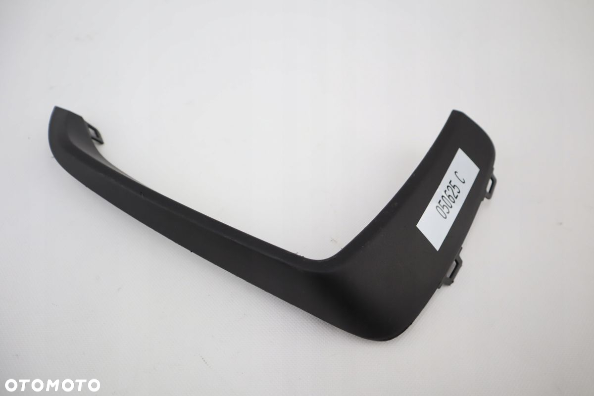 LISTWA KRATKI ZDERZAKA BMW 1 F40 51117475992 PRAWA - 2