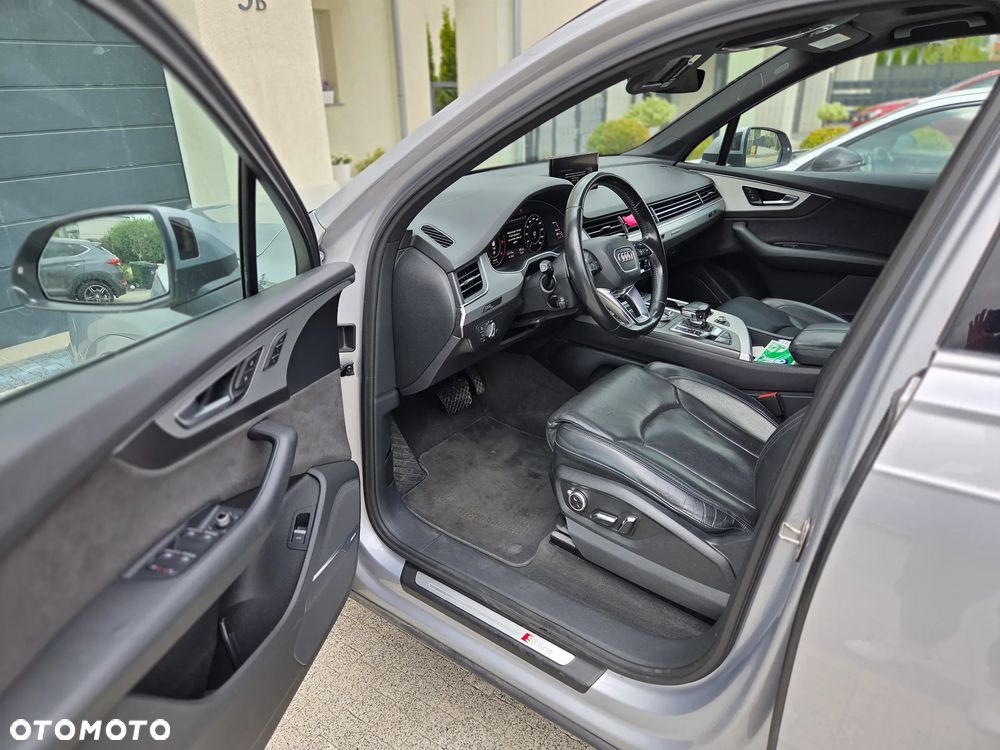 Audi Q7 - 13