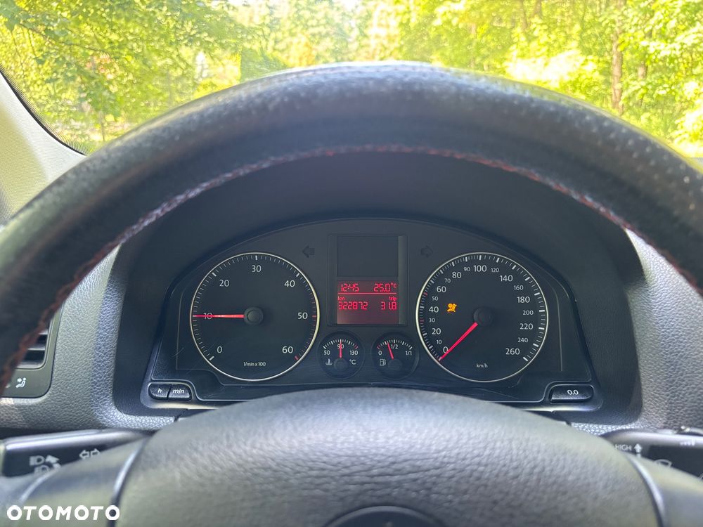 Volkswagen Golf 1.9 TDI Trendline - 27
