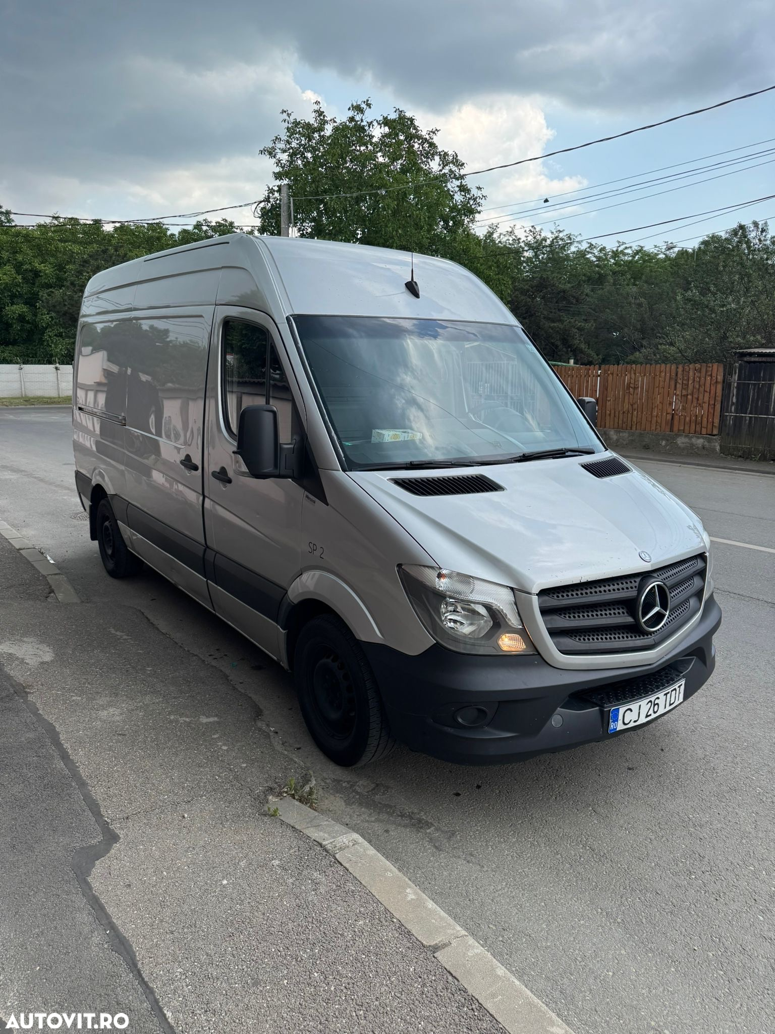 Mercedes-Benz Sprinter - 2