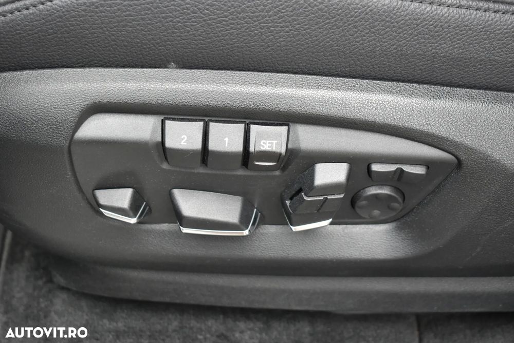 BMW X5 M M50d - 23