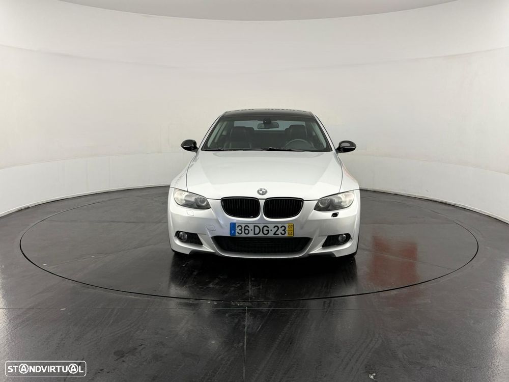 BMW 320 d Coupe - 2