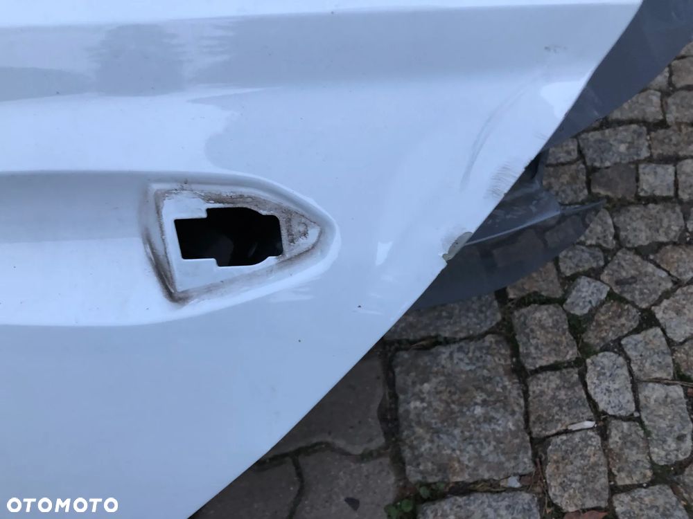 Drzwi lewe tylne Skoda Octavia 4 IV kombi 20- 5E7833311 - 3