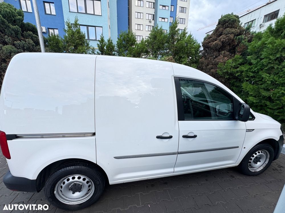 Volkswagen Caddy - 9