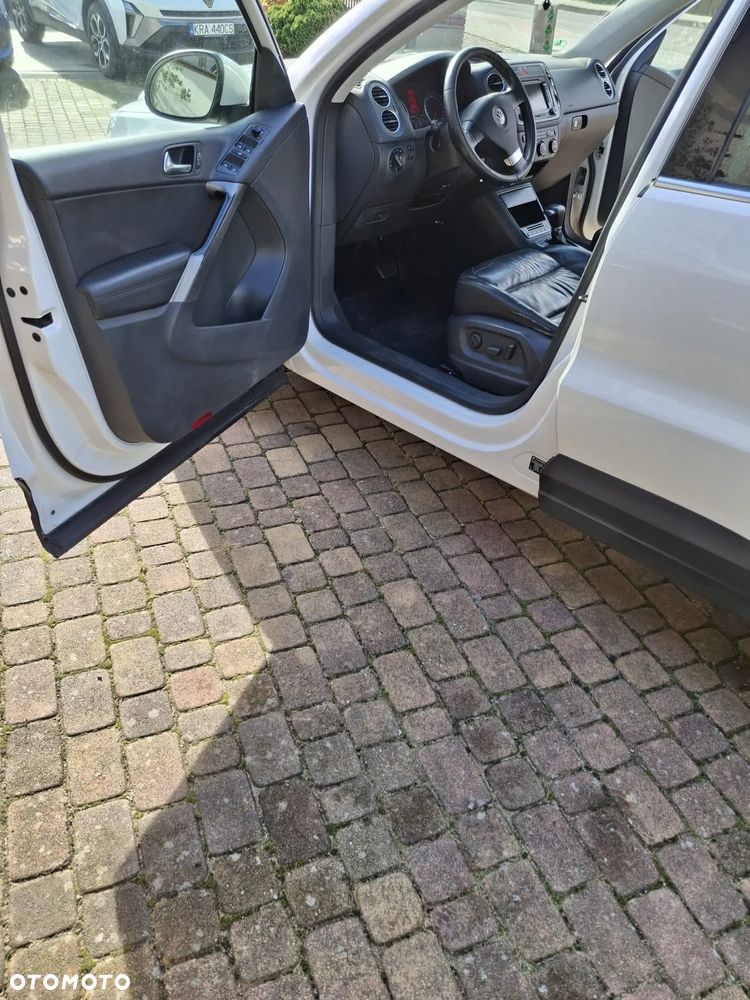 Volkswagen Tiguan - 10