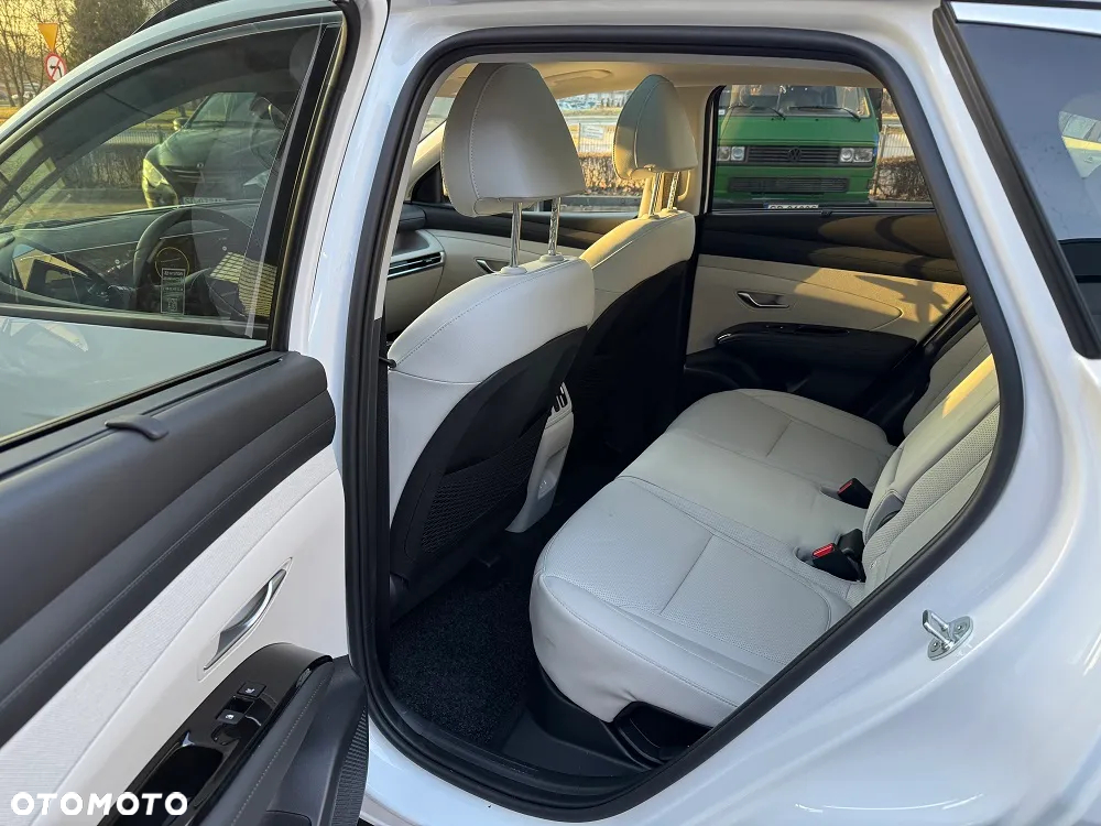 Hyundai Tucson 1.6 T-GDi HEV Platinum 2WD - 18