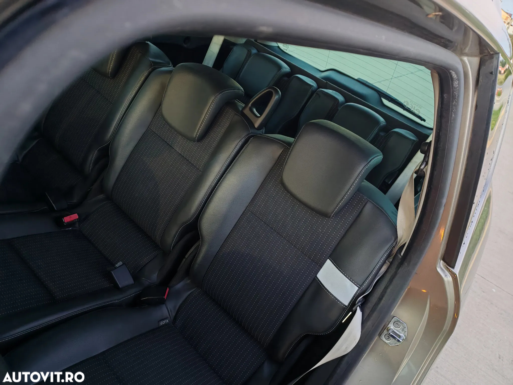 Renault Scenic ENERGY TCe 115 Bose Edition - 8