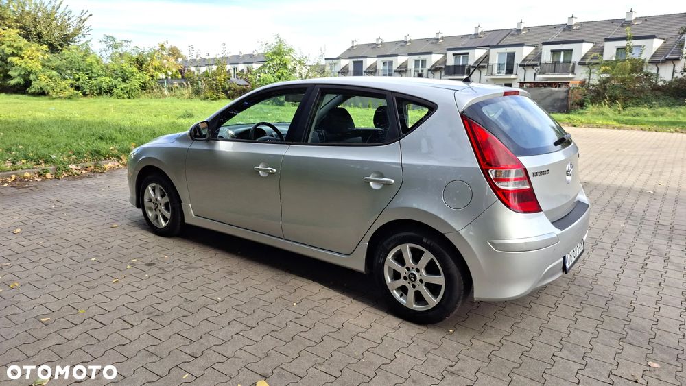 Hyundai i30 1.4 Edition Plus - 12