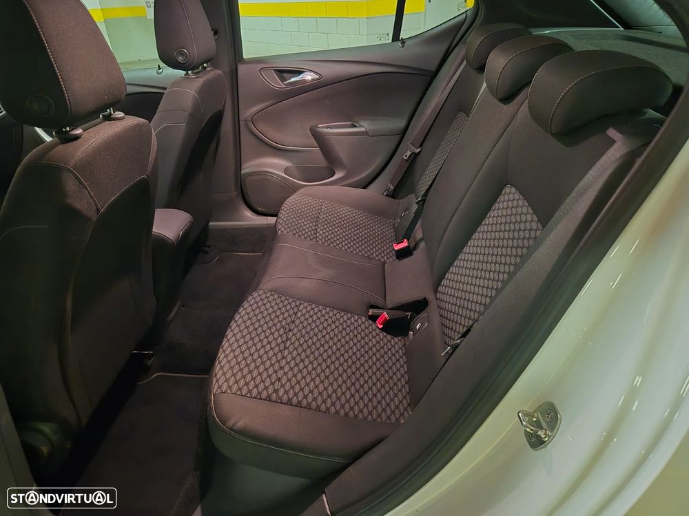 Opel Astra 1.0 Dynamic Sport S/S - 26