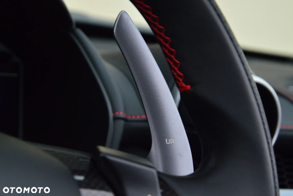 Ferrari Portofino - 32