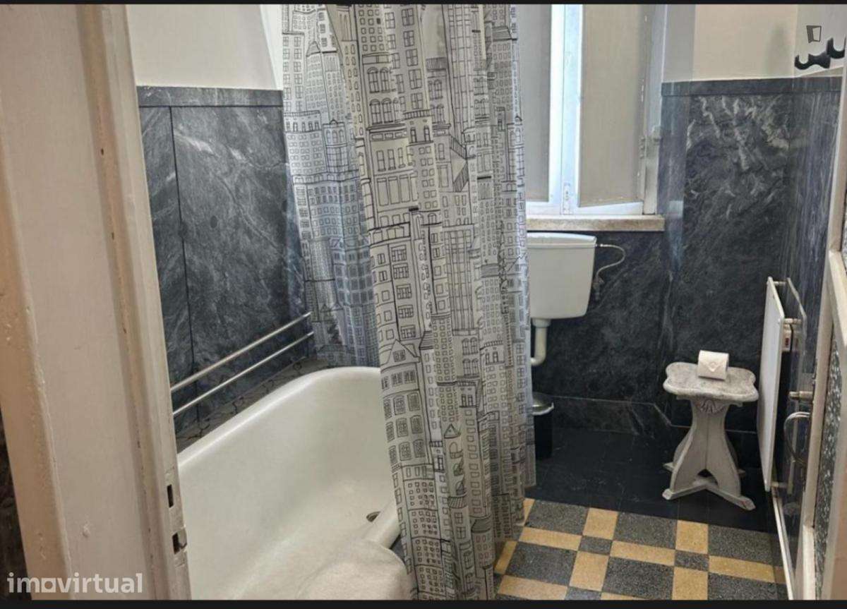 Quarto - localizado em Setubal - Grande imagem: 4/6